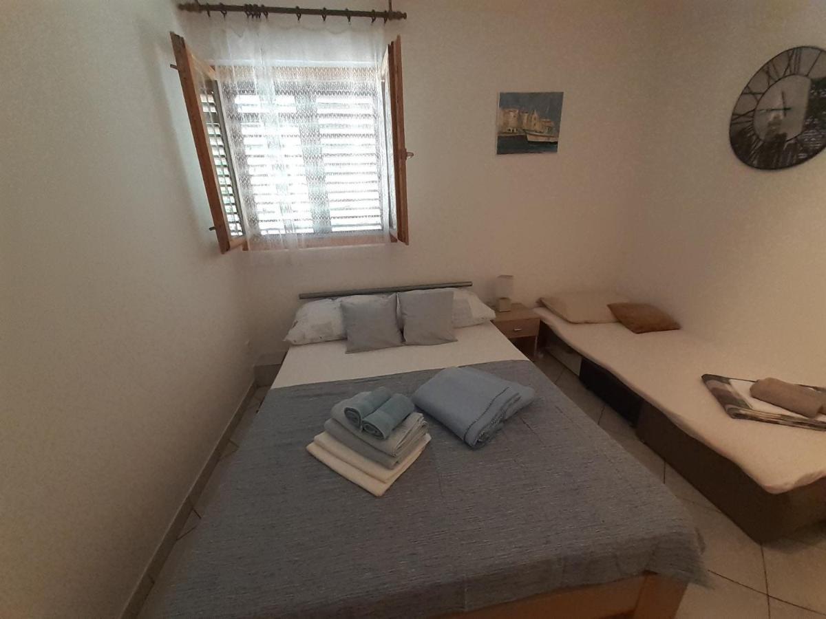 Apartmani Bilandzic-Krk Malinska Værelse billede